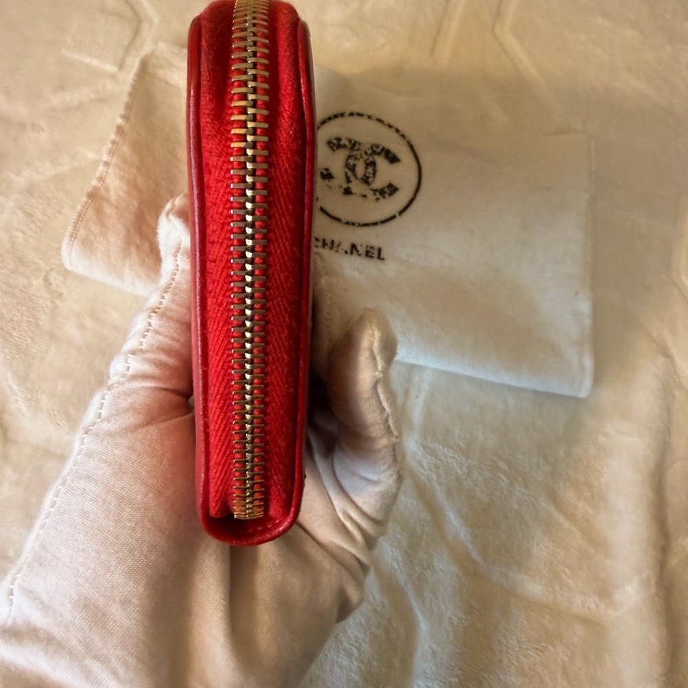 CHANEL Mademoiselle Coco Mark Zip Around Wallet in Red - Picture 6 of 16